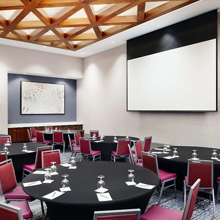 Embassy Suites By Hilton Atlanta Airport North Hapeville Esterno foto