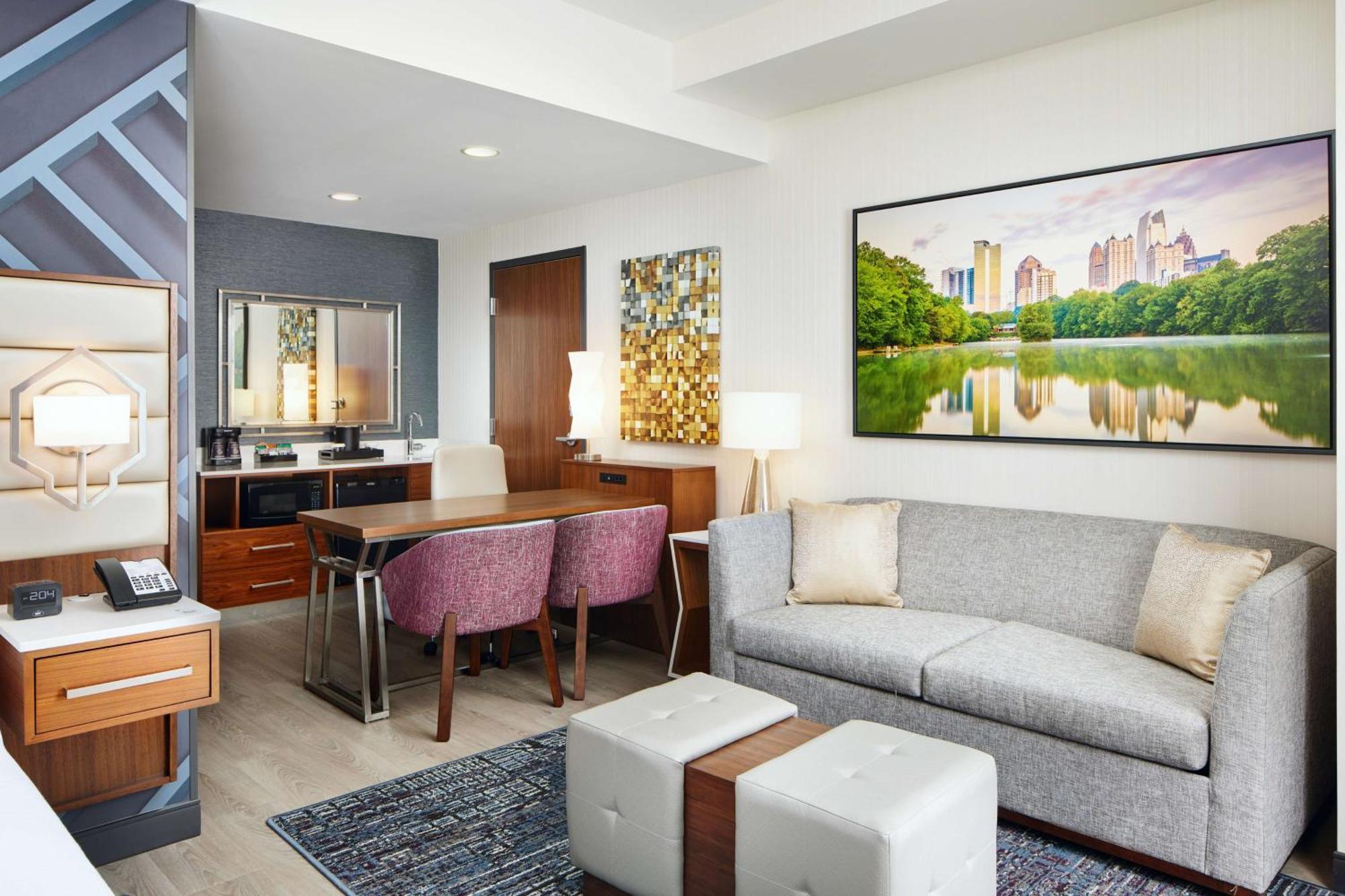 Embassy Suites By Hilton Atlanta Airport North Hapeville Esterno foto